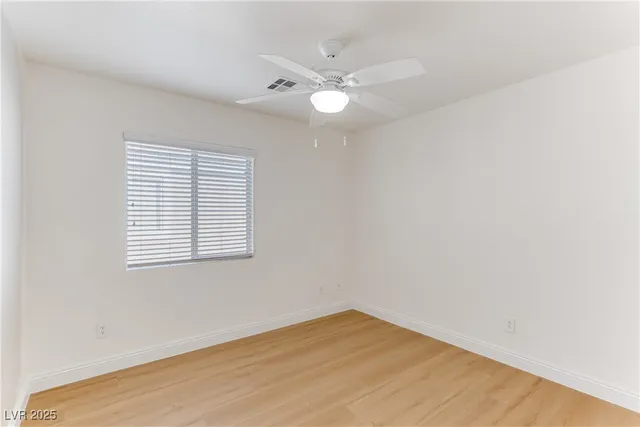 $1,915 | 1069 Thrill Court, Unit 102, Henderson, NV 89002