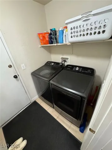 $1,915 | 1069 Thrill Court, Unit 102, Henderson, NV 89002