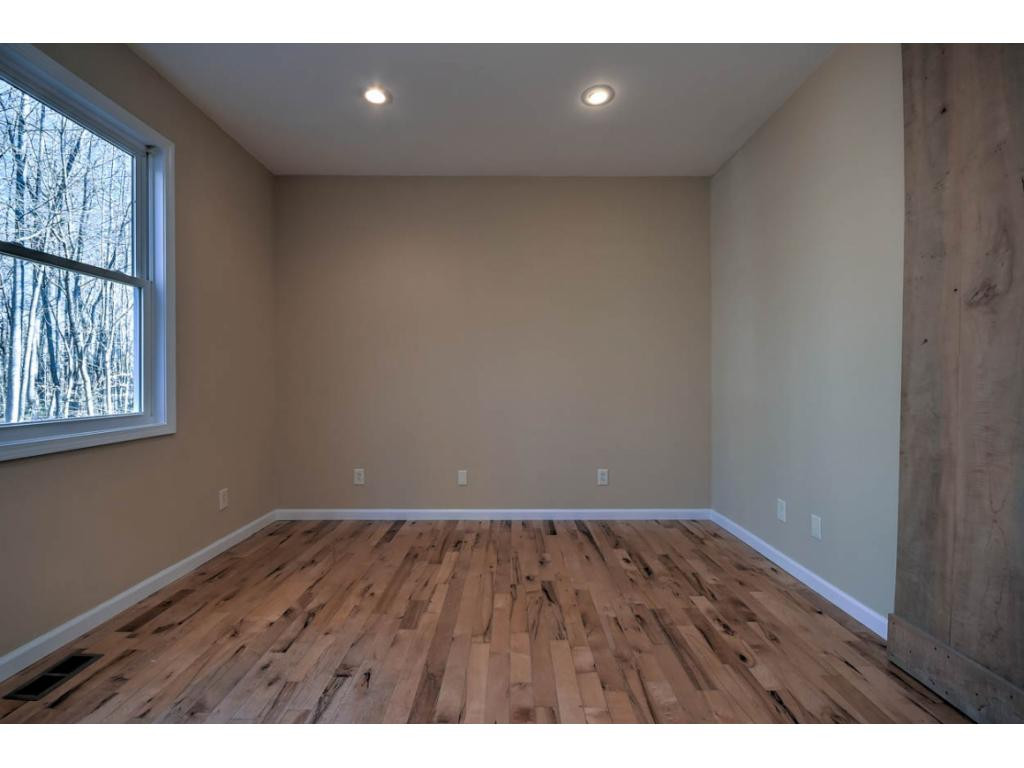 476 Bill Bennett Road Johnson City, TN 37604 - Photo 14 of 36 Photo 14