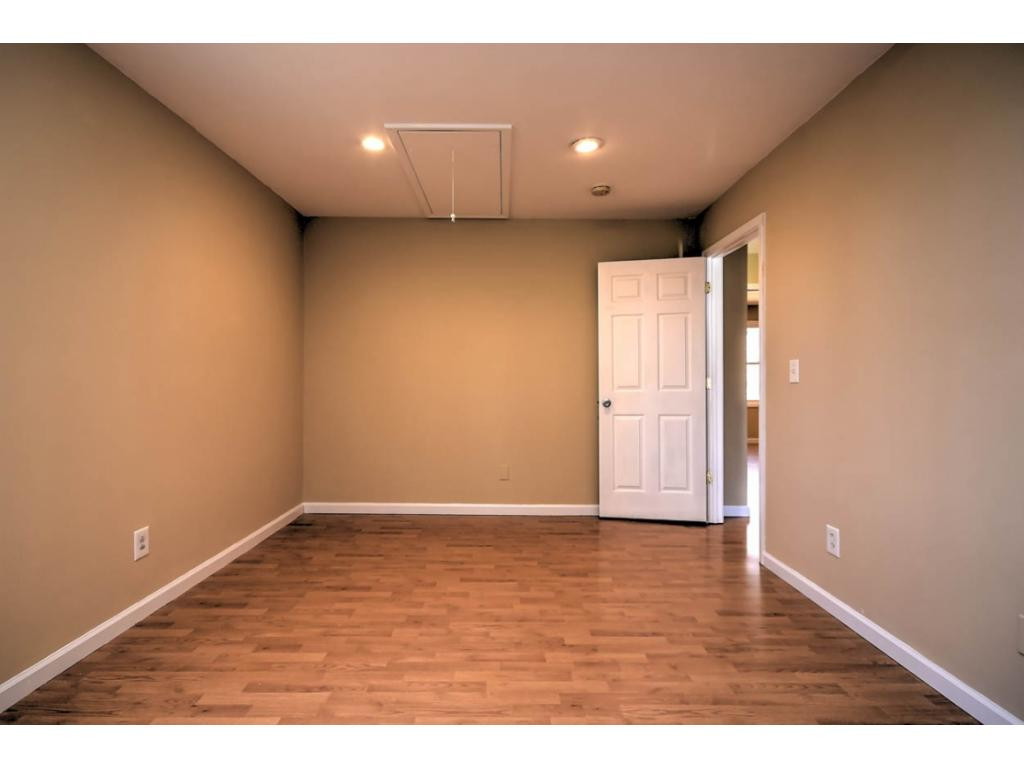 476 Bill Bennett Road Johnson City, TN 37604 - Photo 29 of 36 Photo 29