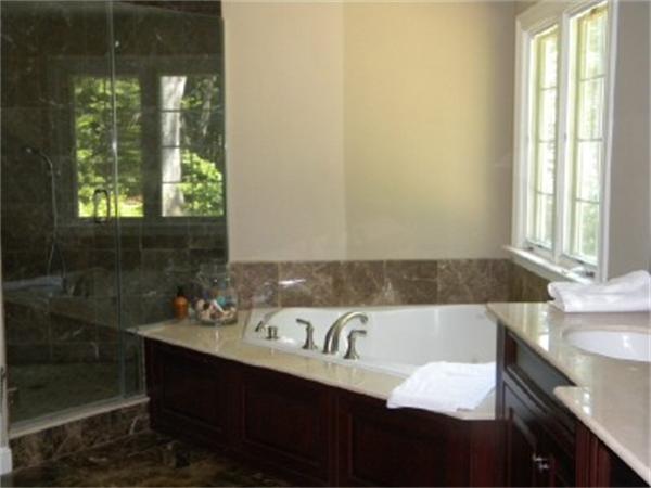 29 Davelin Road Wayland, MA 01778 - Photo 19 of 24 Gallery Image 19