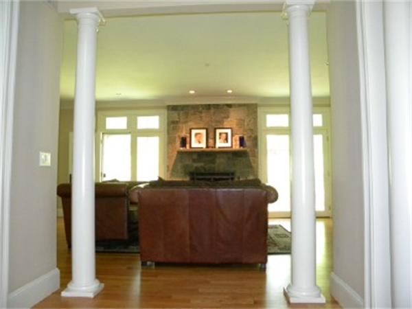 29 Davelin Road Wayland, MA 01778 - Photo 8 of 24 Gallery Image 8