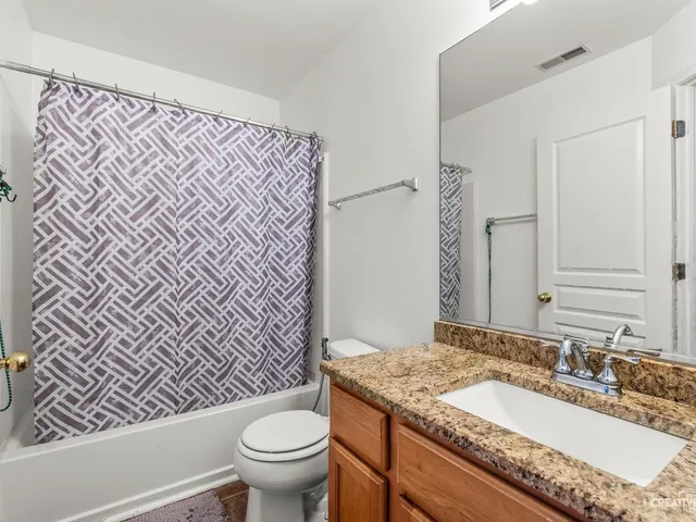 $2,500 | 3166 Bromley Lane, Aurora, IL 60502