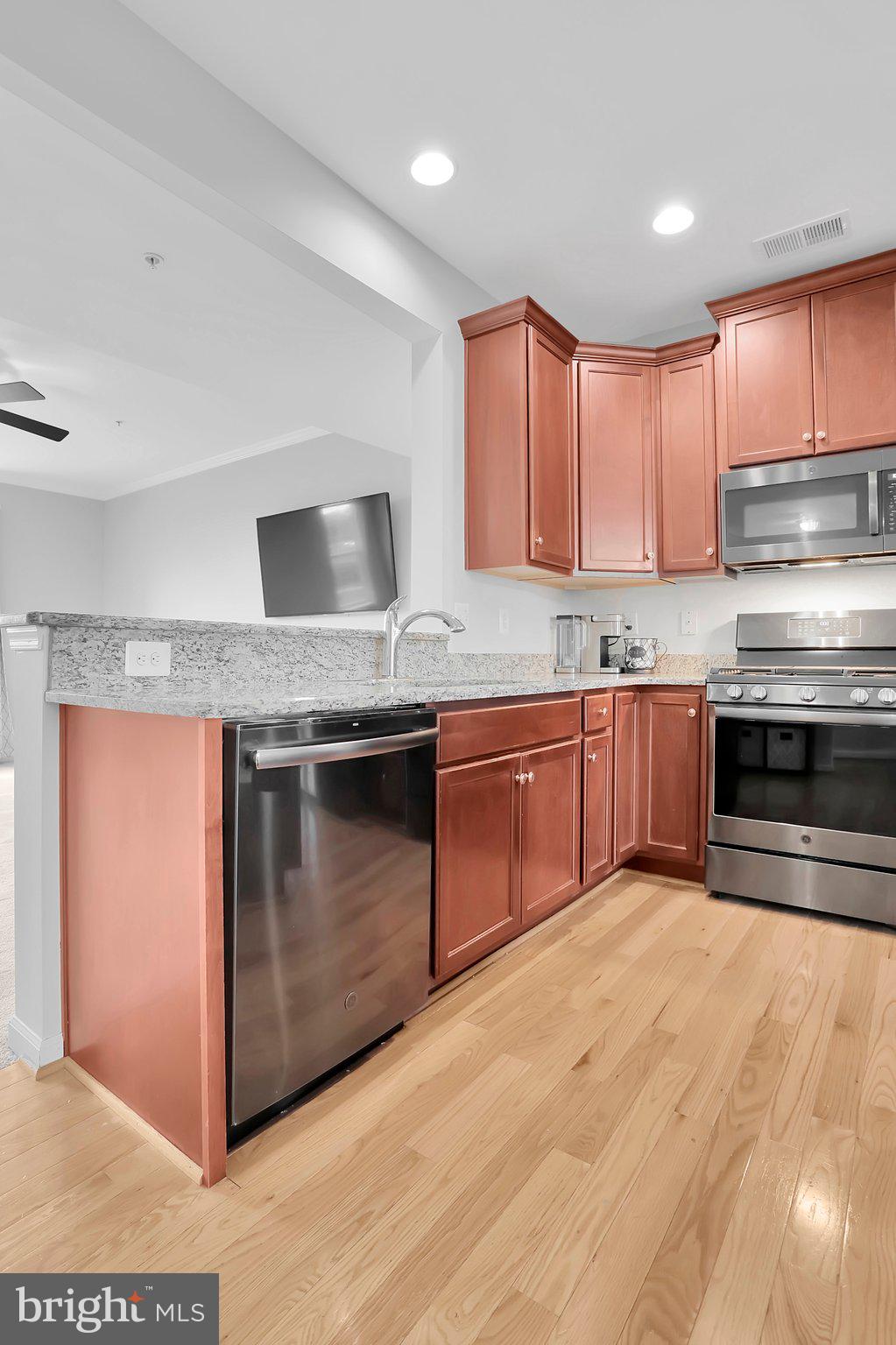 102 Mill Pond Road Frederick, MD 21701 - Photo 13 of 41