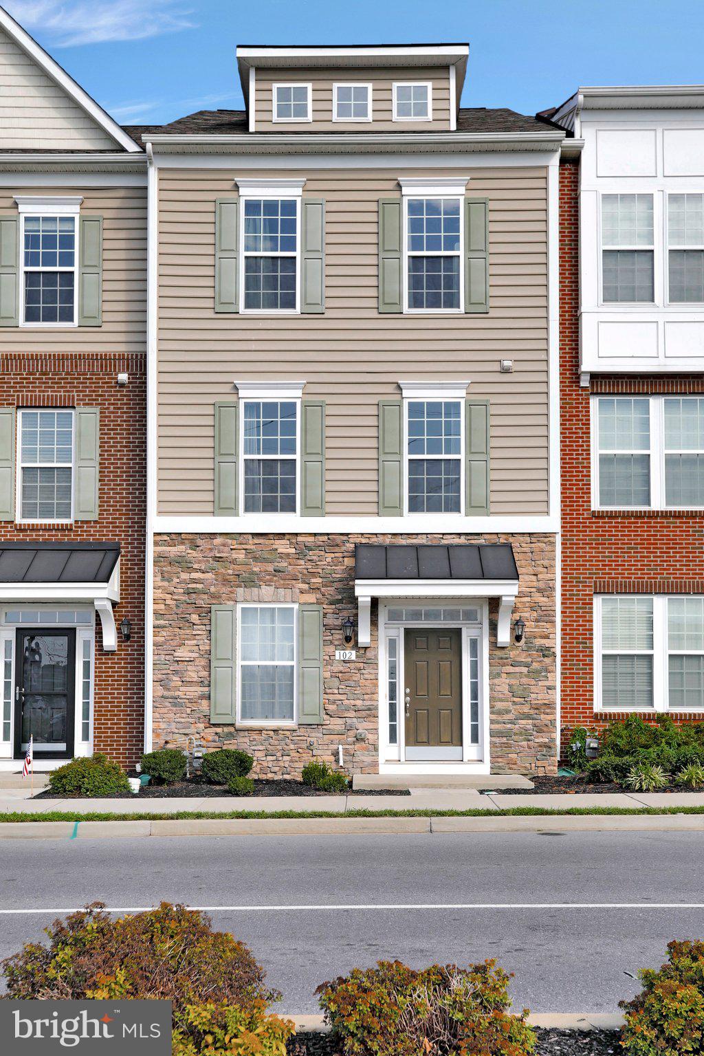 102 Mill Pond Road Frederick, MD 21701 - Photo 4 of 41