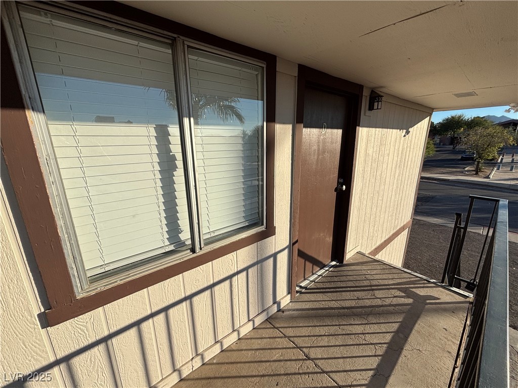 147 Westminster Way, Unit D Henderson, NV 89015 - Photo 2 of 22