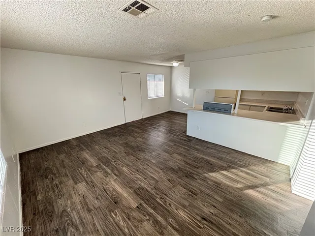 $1,125 | 147 Westminster Way, Unit D, Henderson, NV 89015