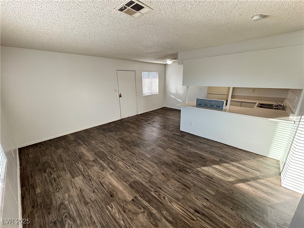 147 Westminster Way, Unit D Henderson, NV 89015 - Photo 7 of 22