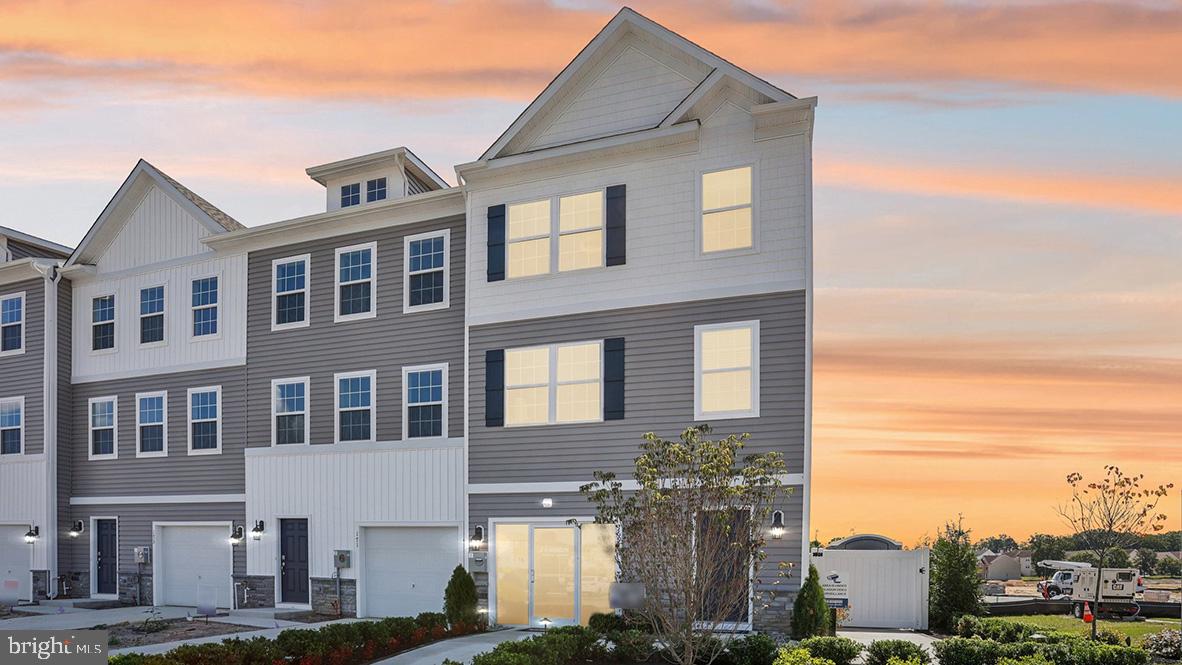 144 Gary Way Sicklerville, NJ 08081 - Photo 10 of 60 a front view of a house