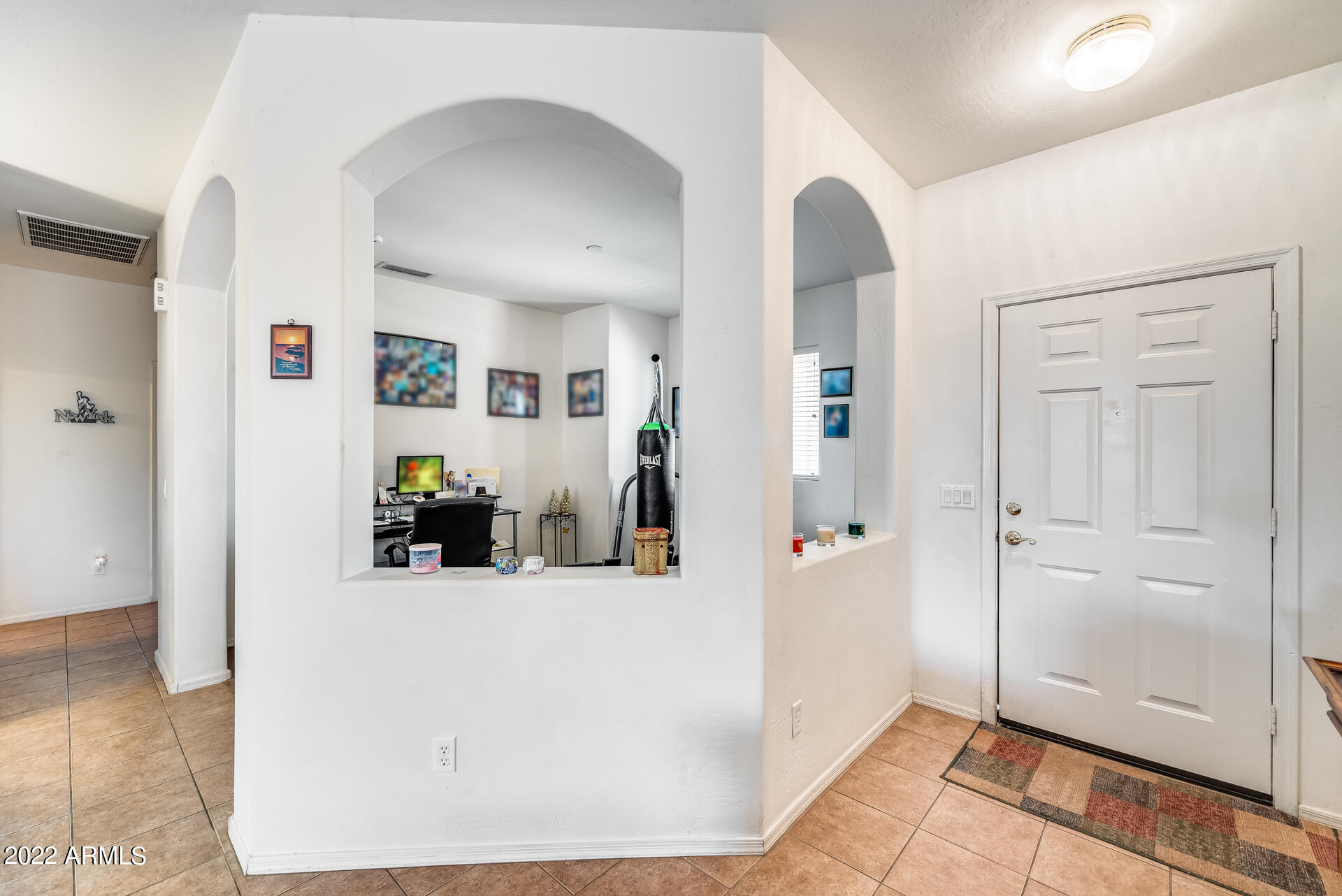 17003 West Northampton Road Surprise, AZ 85374 - Photo 6 of 37