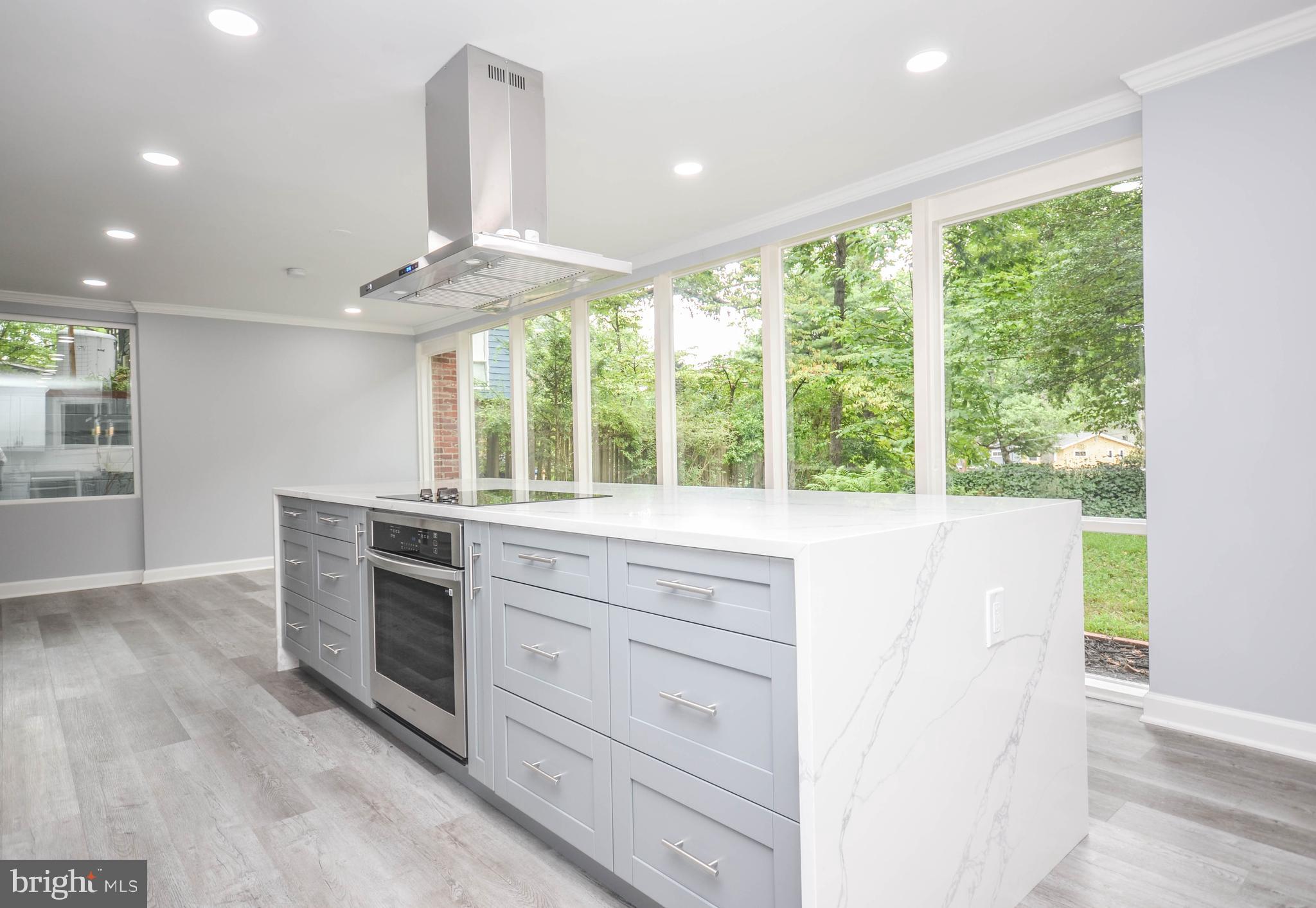 11538 Highview Avenue Silver Spring, MD 20902 - Photo 3 of 45