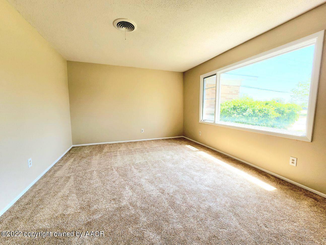 5100 Susan Drive Amarillo, TX 79110 - Photo 4 of 18 278687938_396203279072422_75902084799213