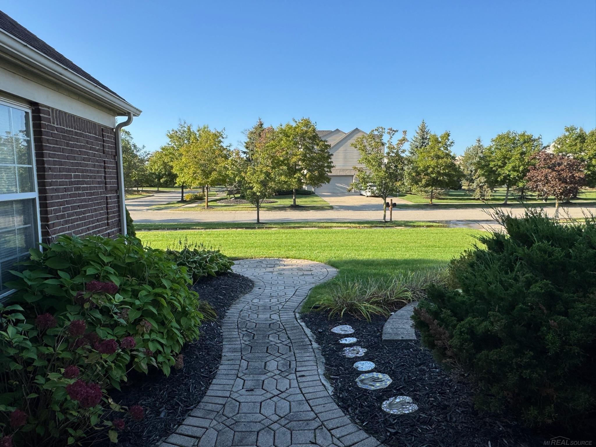 48805 Rockefeller Drive Canton, MI 48188 - Photo 4 of 69