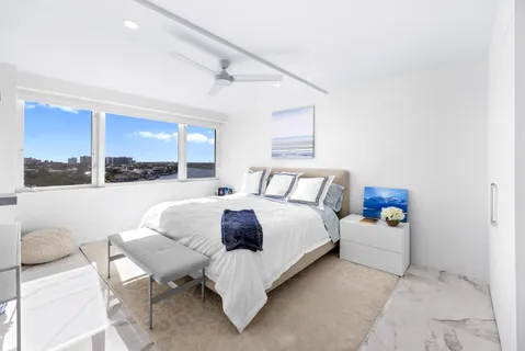 $1,399,999 | 3912 South Ocean Boulevard, Unit 806, Highland Beach, FL 33487