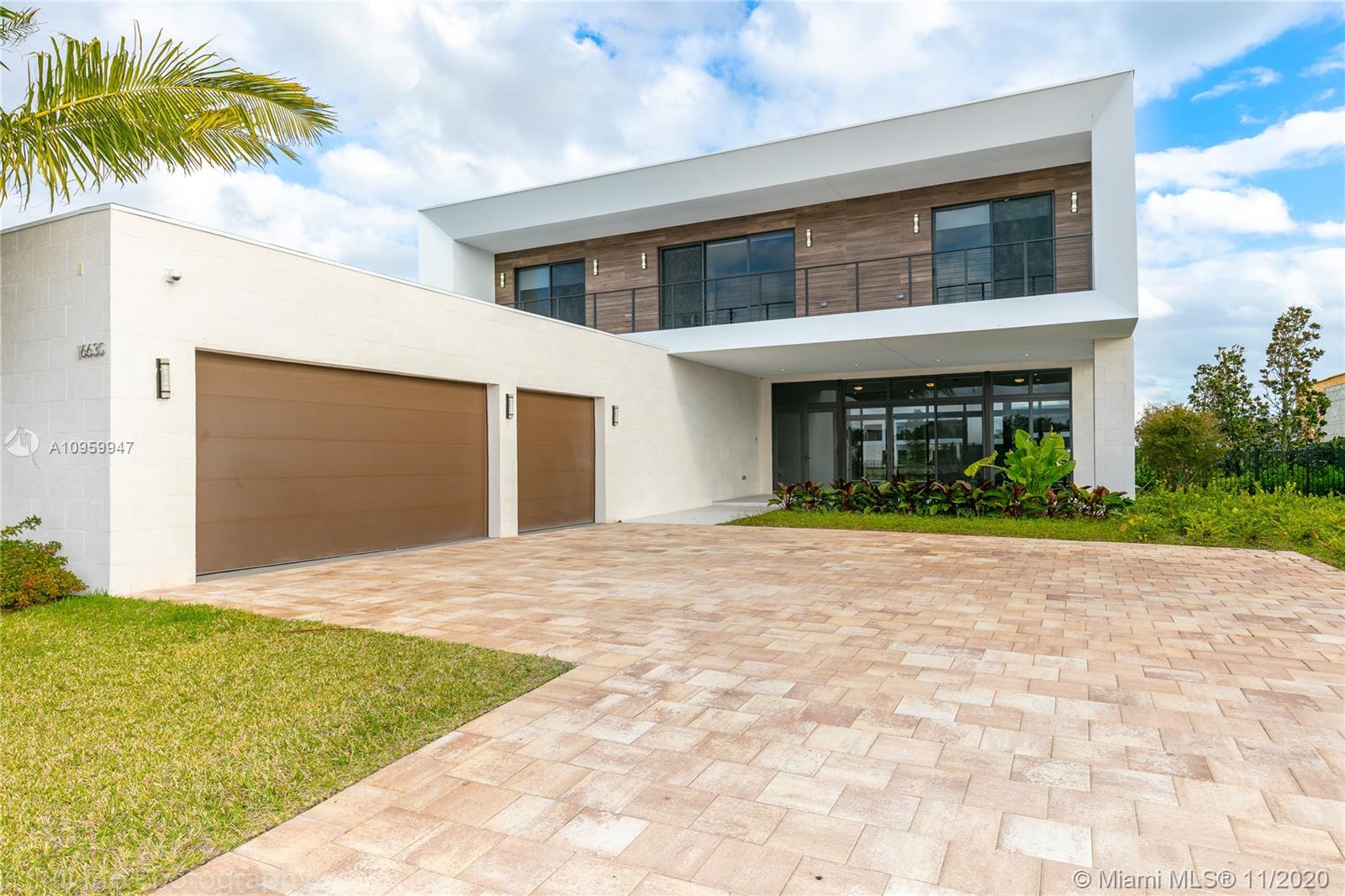 16630 Sunset Way Weston, FL 33326 - Photo 2 of 63