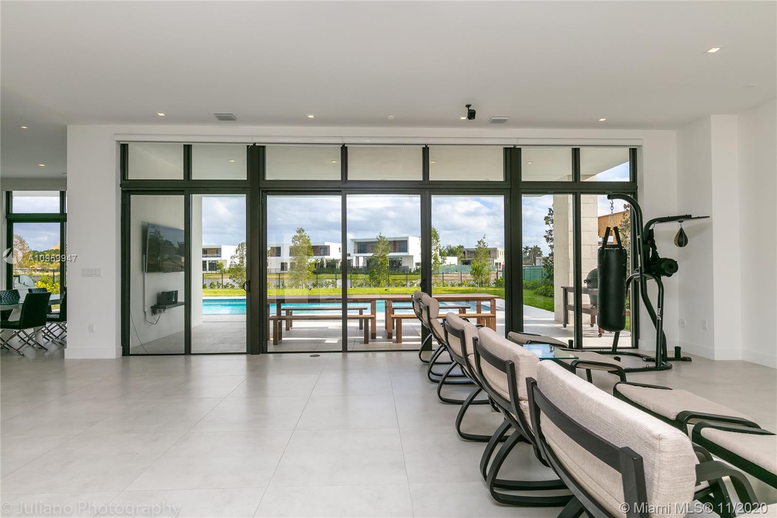 16630 Sunset Way Weston, FL 33326 - Photo 12 of 63