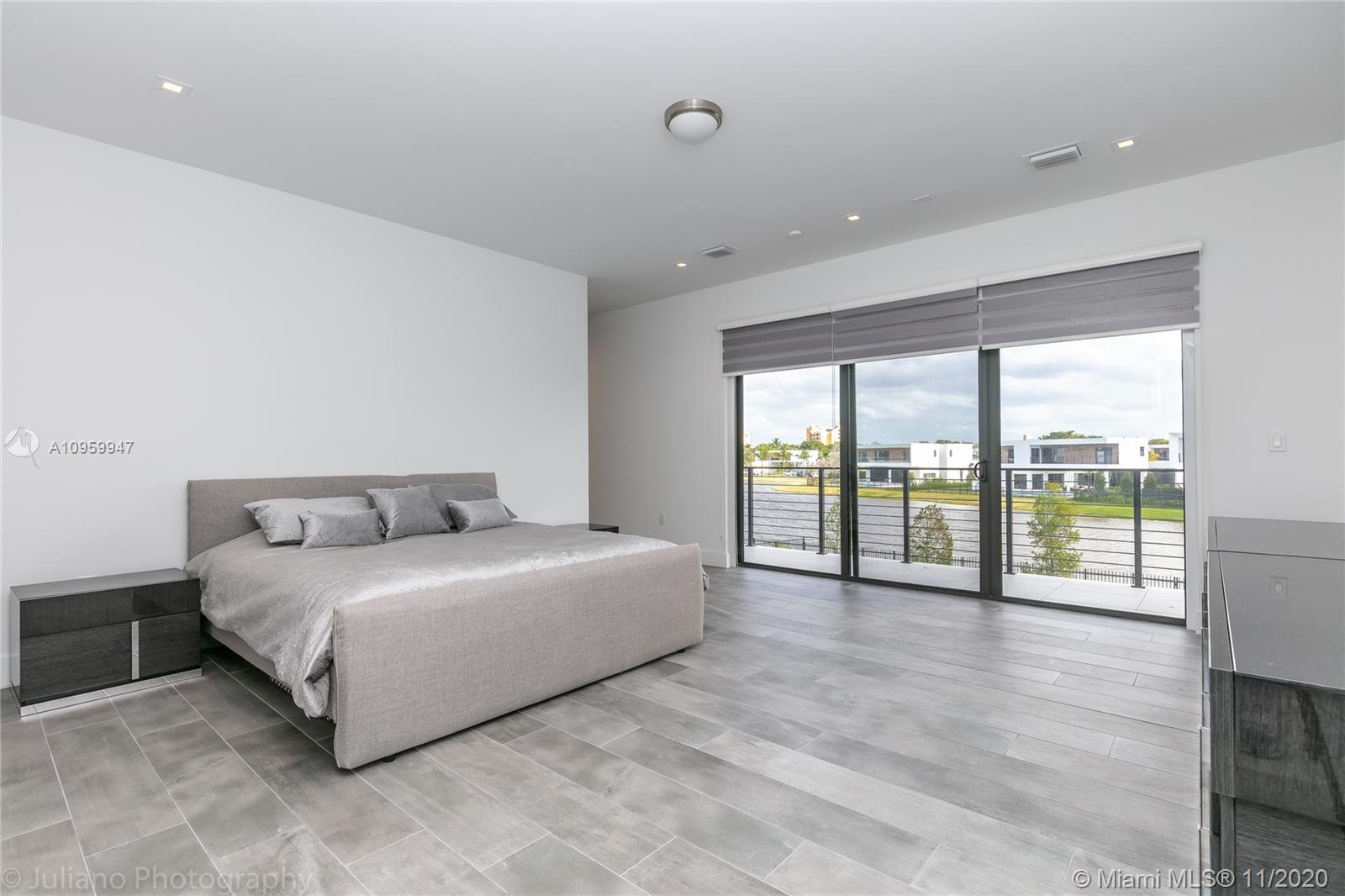 16630 Sunset Way Weston, FL 33326 - Photo 16 of 63