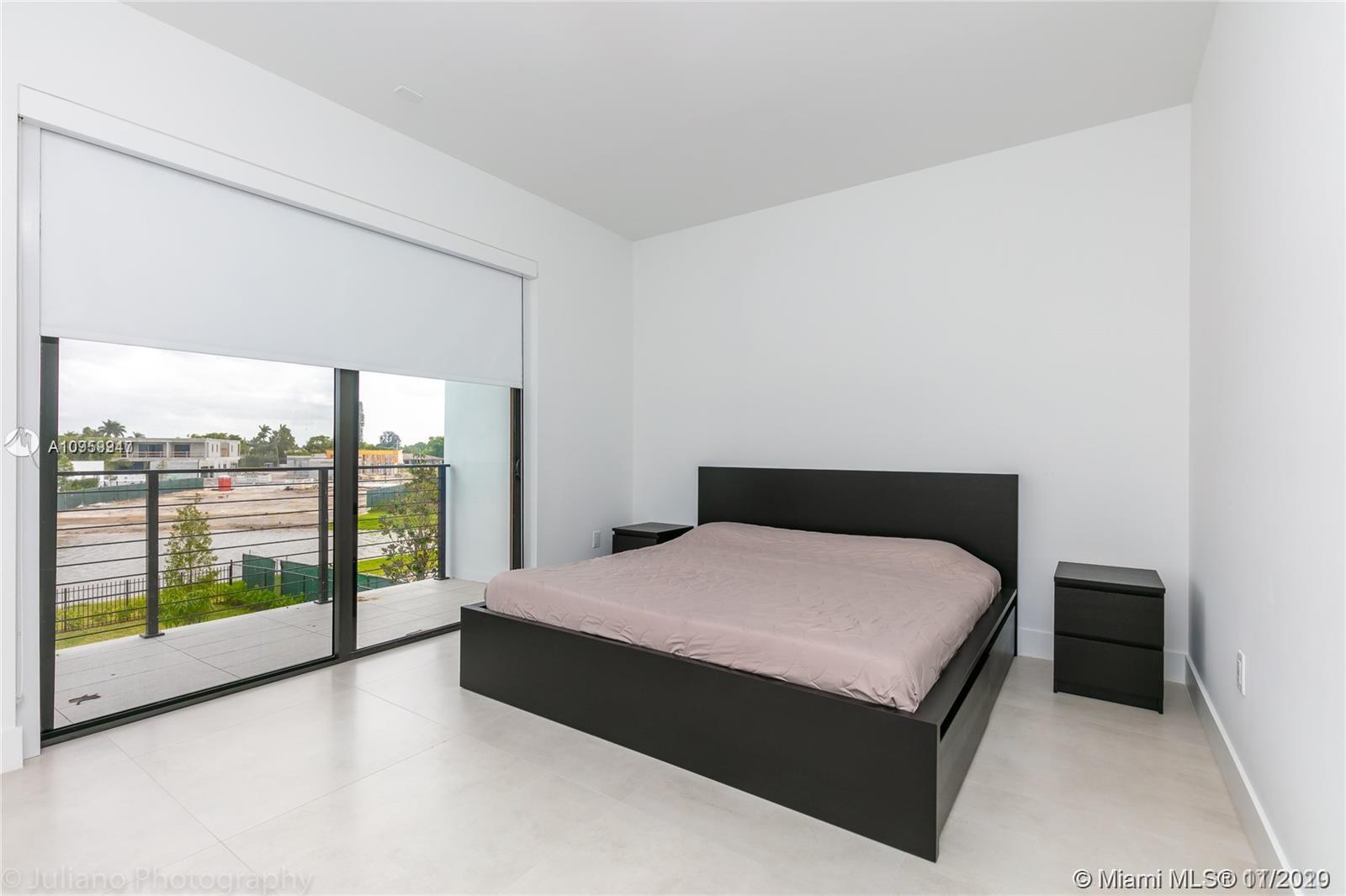 16630 Sunset Way Weston, FL 33326 - Photo 26 of 63