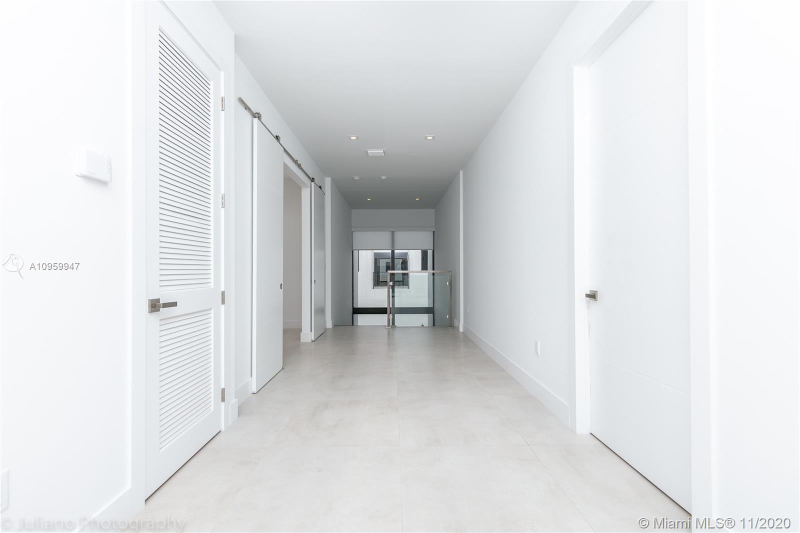 16630 Sunset Way Weston, FL 33326 - Photo 35 of 63