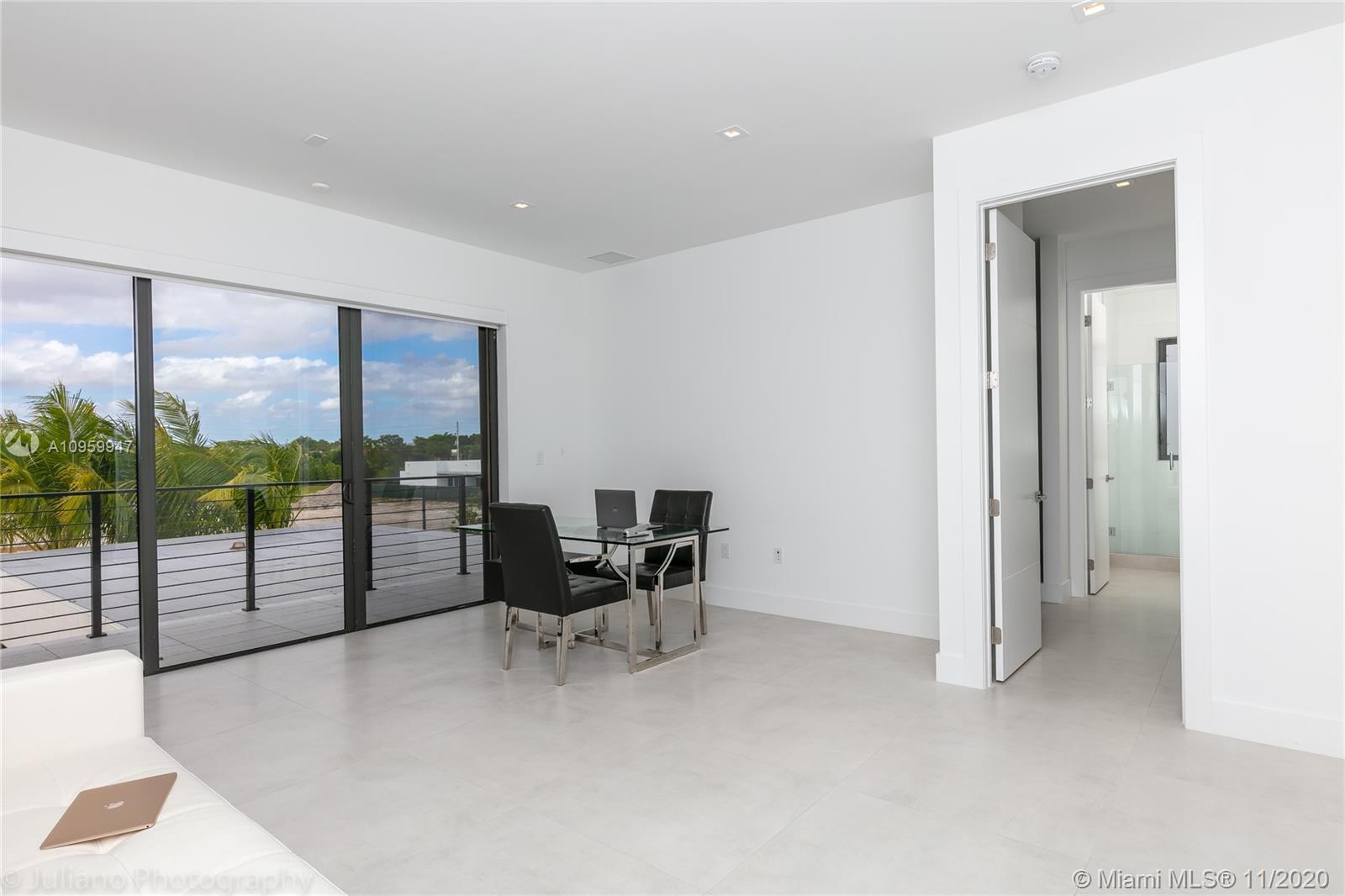 16630 Sunset Way Weston, FL 33326 - Photo 38 of 63