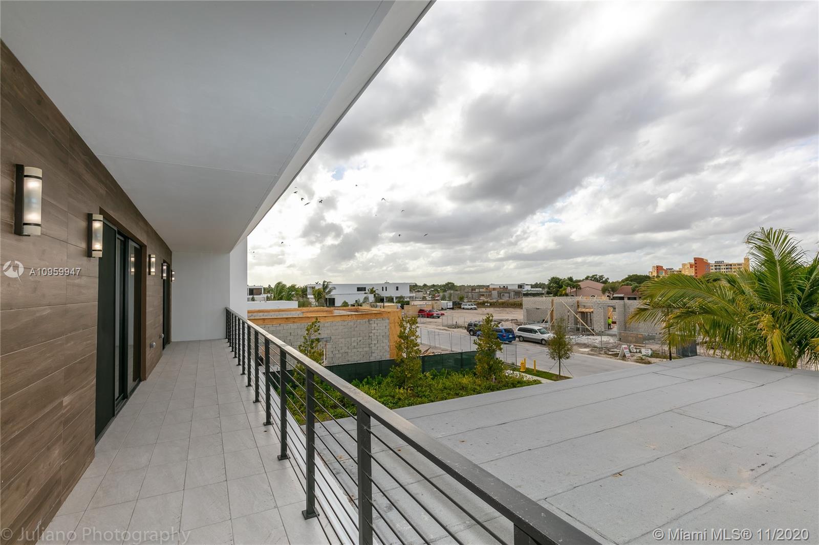 16630 Sunset Way Weston, FL 33326 - Photo 52 of 63