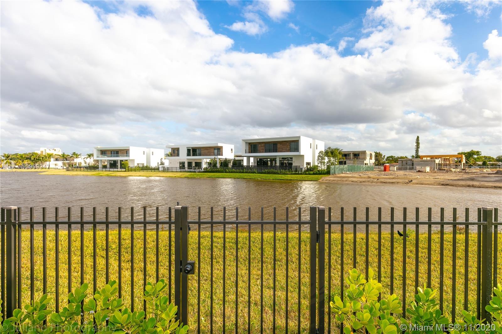 16630 Sunset Way Weston, FL 33326 - Photo 62 of 63