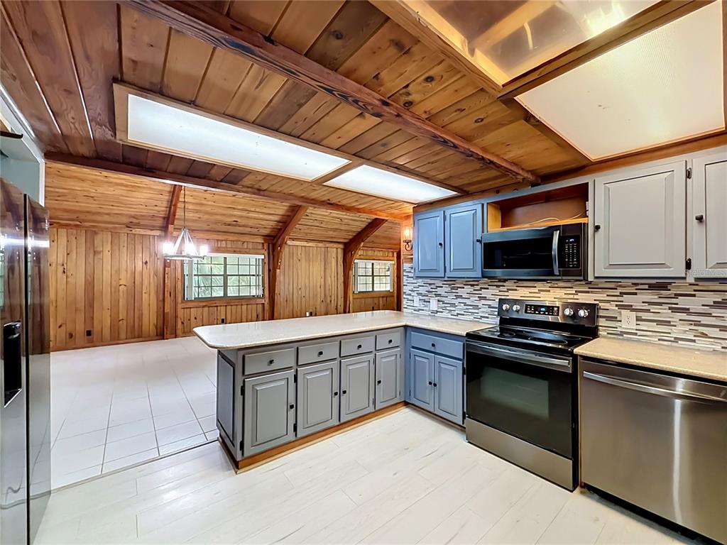 420 Nina Road Northeast Palm Bay, FL 32907 - Photo 25 of 90
