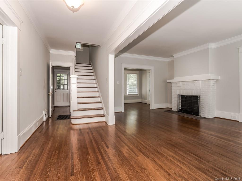 704 Grandin Road Charlotte, NC 28208 - Photo 4 of 24 Gallery Image 4