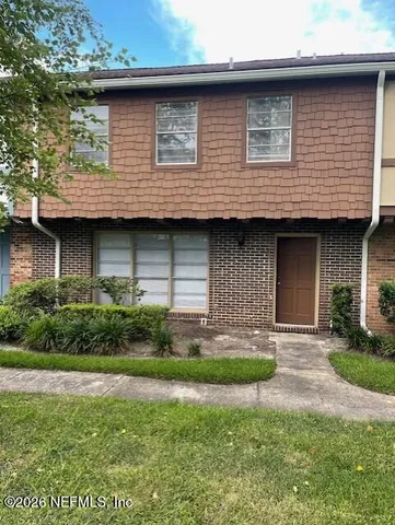 $1,900 | 8208 Kensington Square, Jacksonville, FL 32217