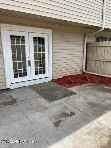 $1,900 | 8208 Kensington Square, Jacksonville, FL 32217