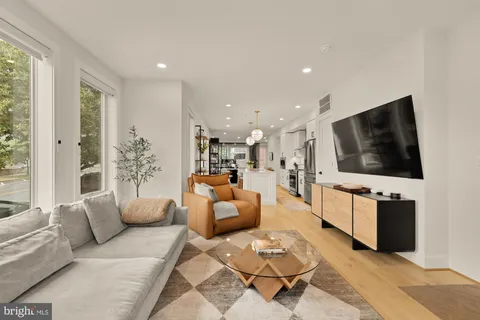 $875,000 | 4129 8th Street Northwest, Unit 1, Washington, DC 20011