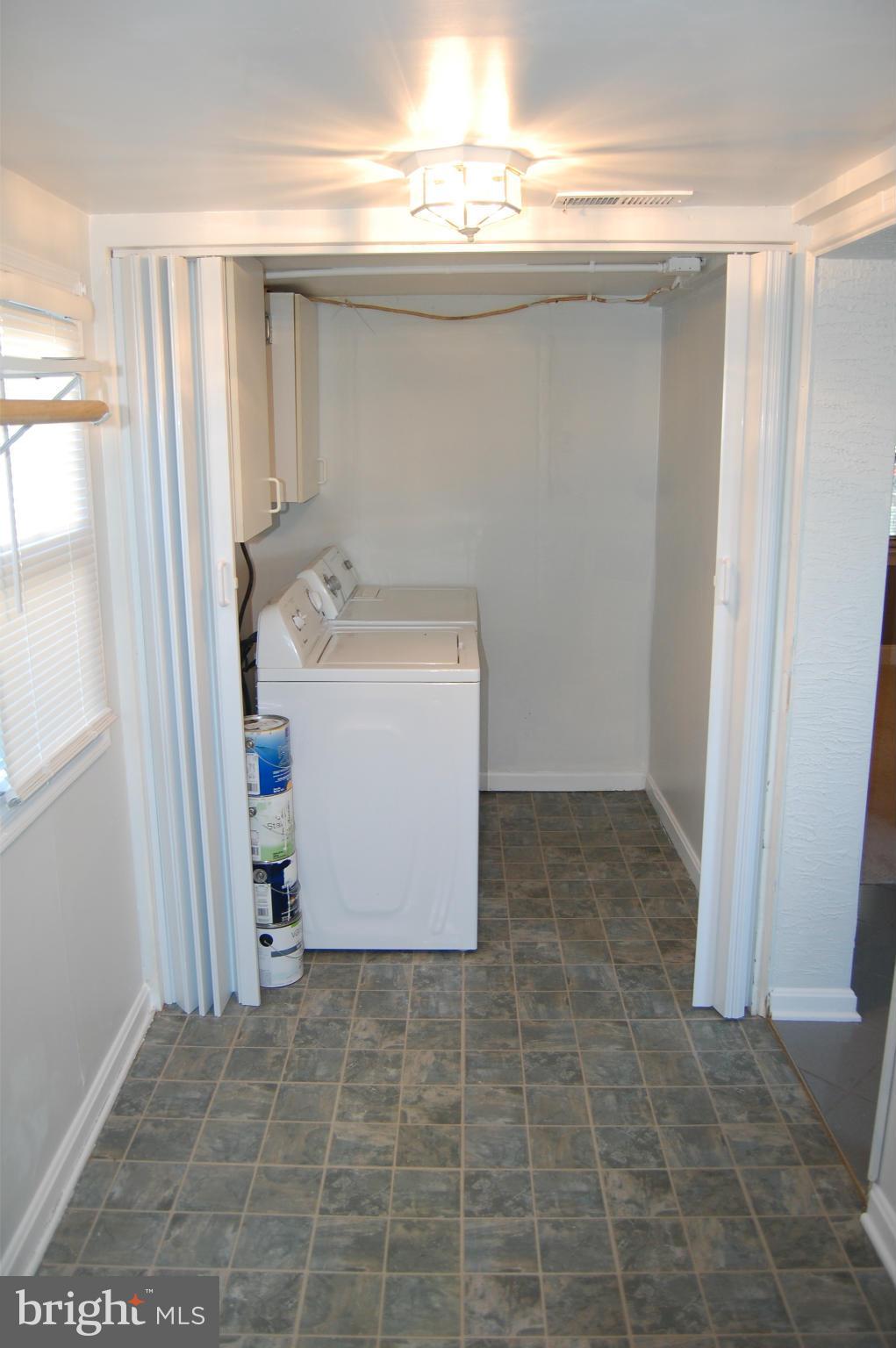 3118 Baybriar Road Baltimore, MD 21222 - Photo 9 of 16 Interior (General)