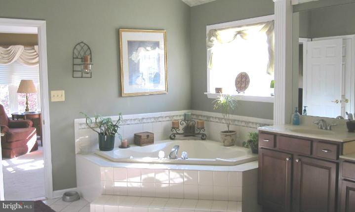 10951 Ward Road Dunkirk, MD 20754 - Photo 3 of 30 Bath (Master)