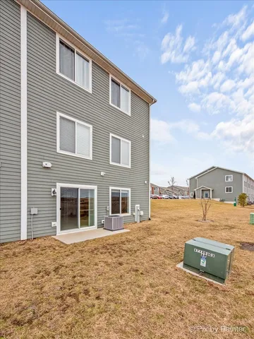 a ocean view with beach