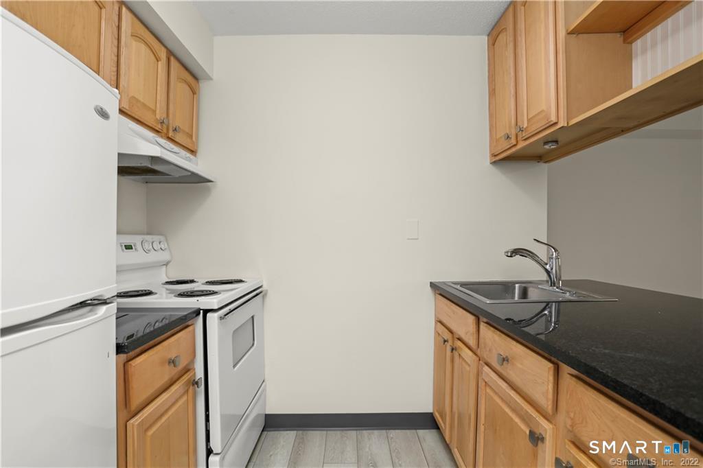 25 Ellsworth Street, Unit 5 Bridgeport, CT 06605 - Photo 11 of 25