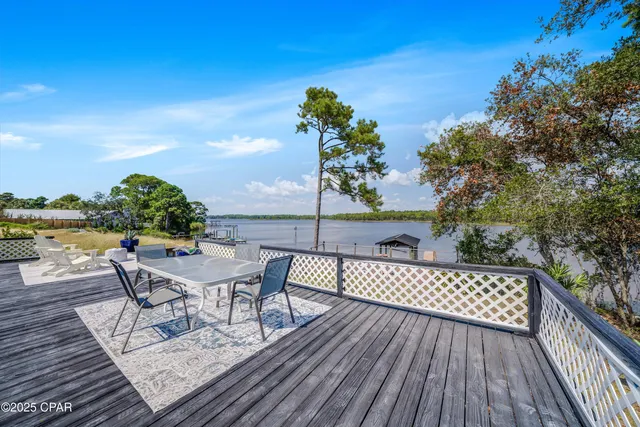$1,175,000 | 21926 Lakeview Drive, Panama City Beach, FL 32413