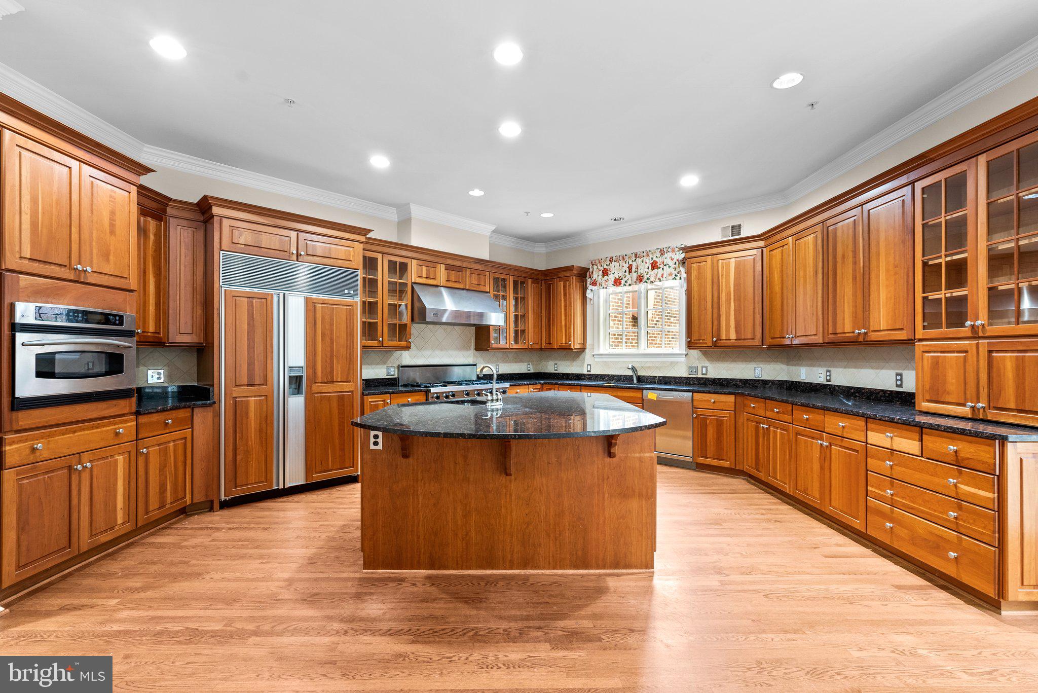 8605 Burning Tree Road Bethesda, MD 20817 - Photo 13 of 50 Gallery Image 13
