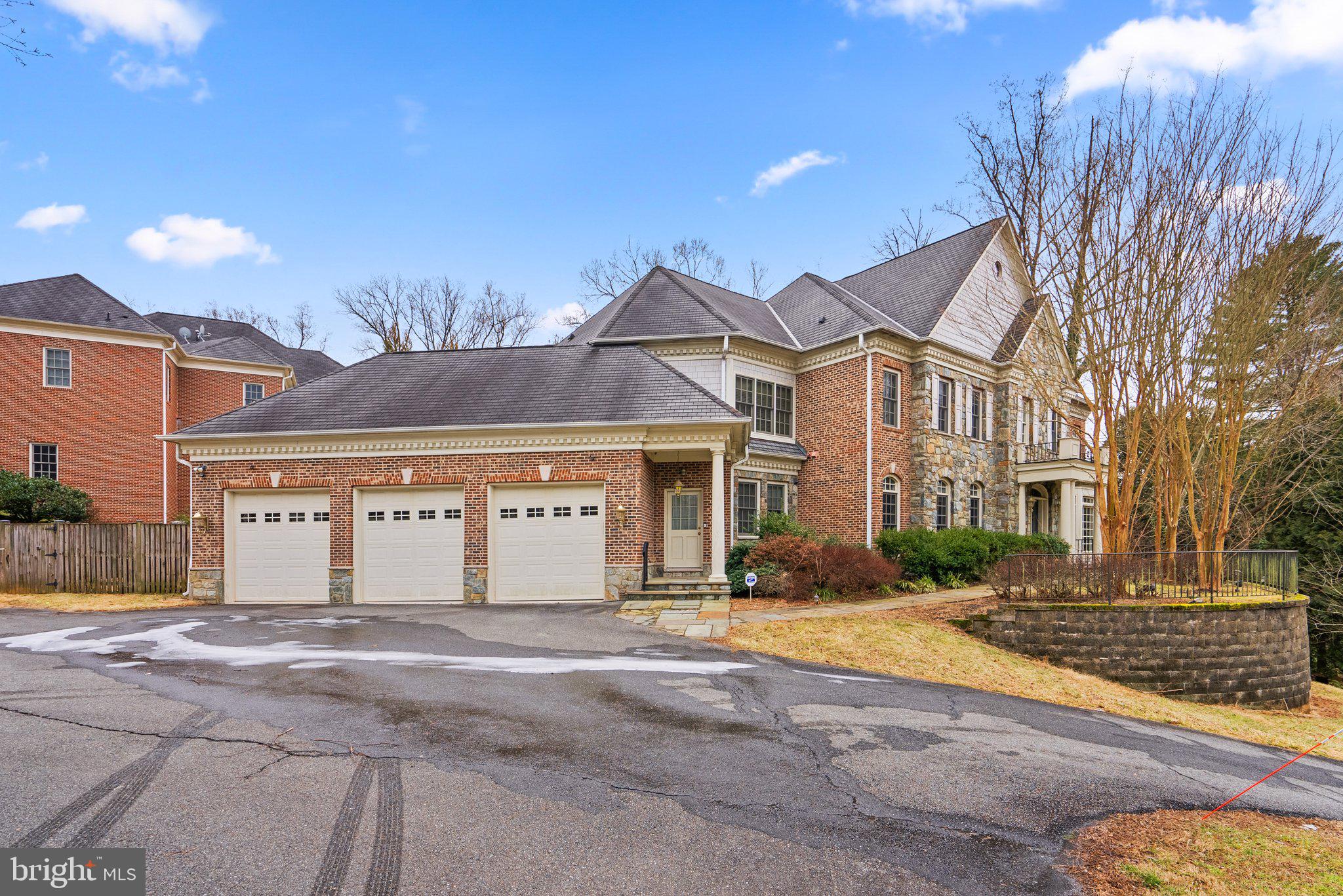 8605 Burning Tree Road Bethesda, MD 20817 - Photo 3 of 50 Gallery Image 3