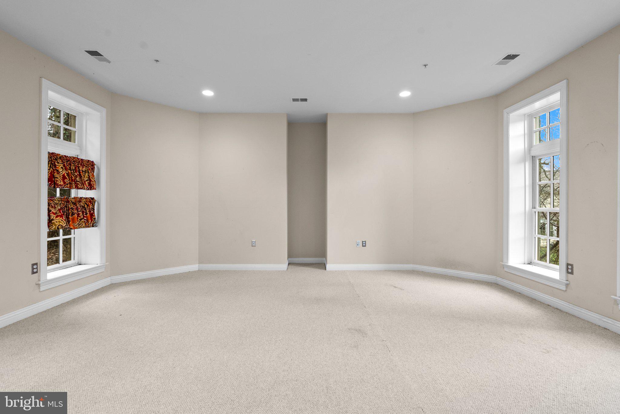 8605 Burning Tree Road Bethesda, MD 20817 - Photo 36 of 50 Gallery Image 36