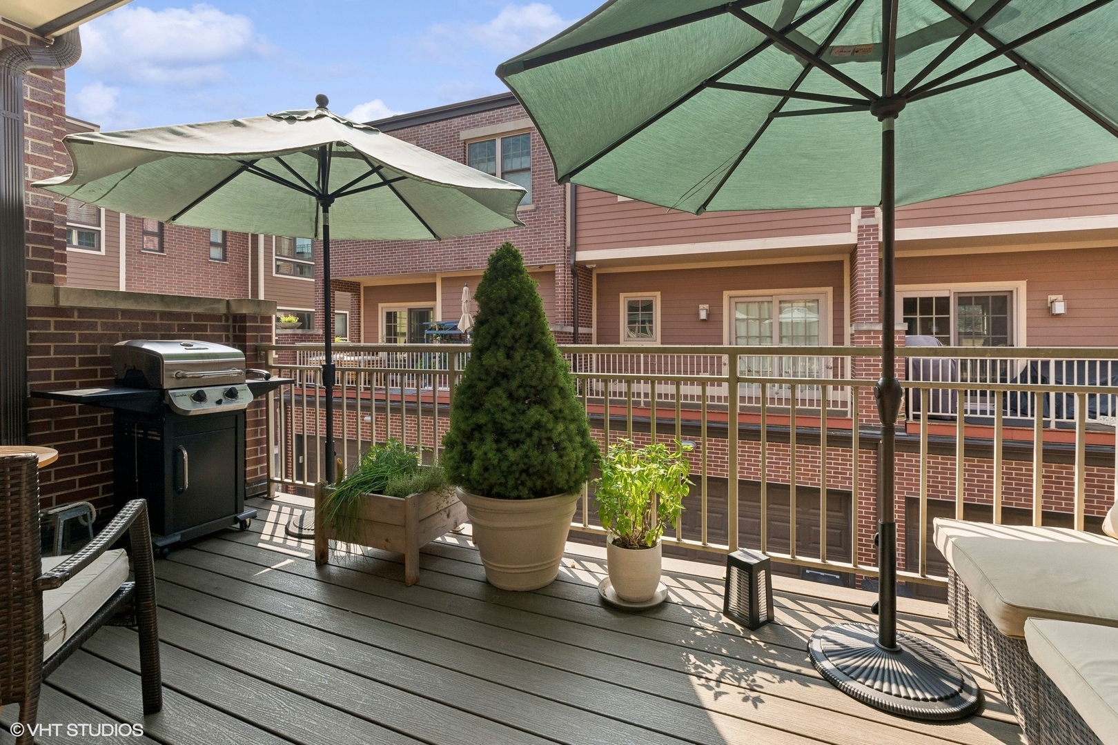 3003 West Cornelia Avenue Chicago, IL 60618 - Photo 17 of 25 a house view with a seating space