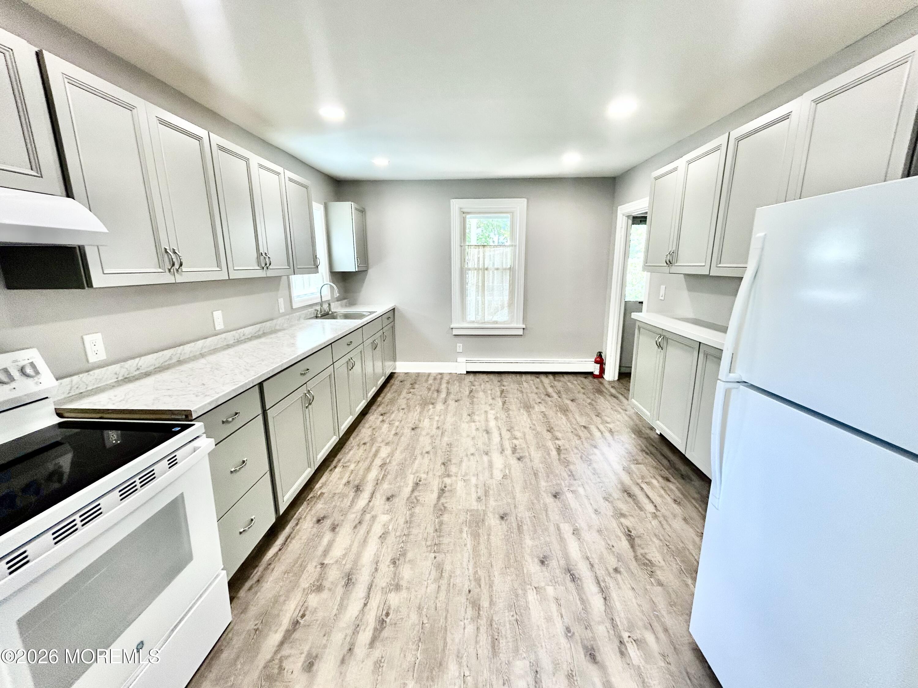 75 Division Street, Unit B Keyport, NJ 07735 - Photo 3 of 9 IMG_8496