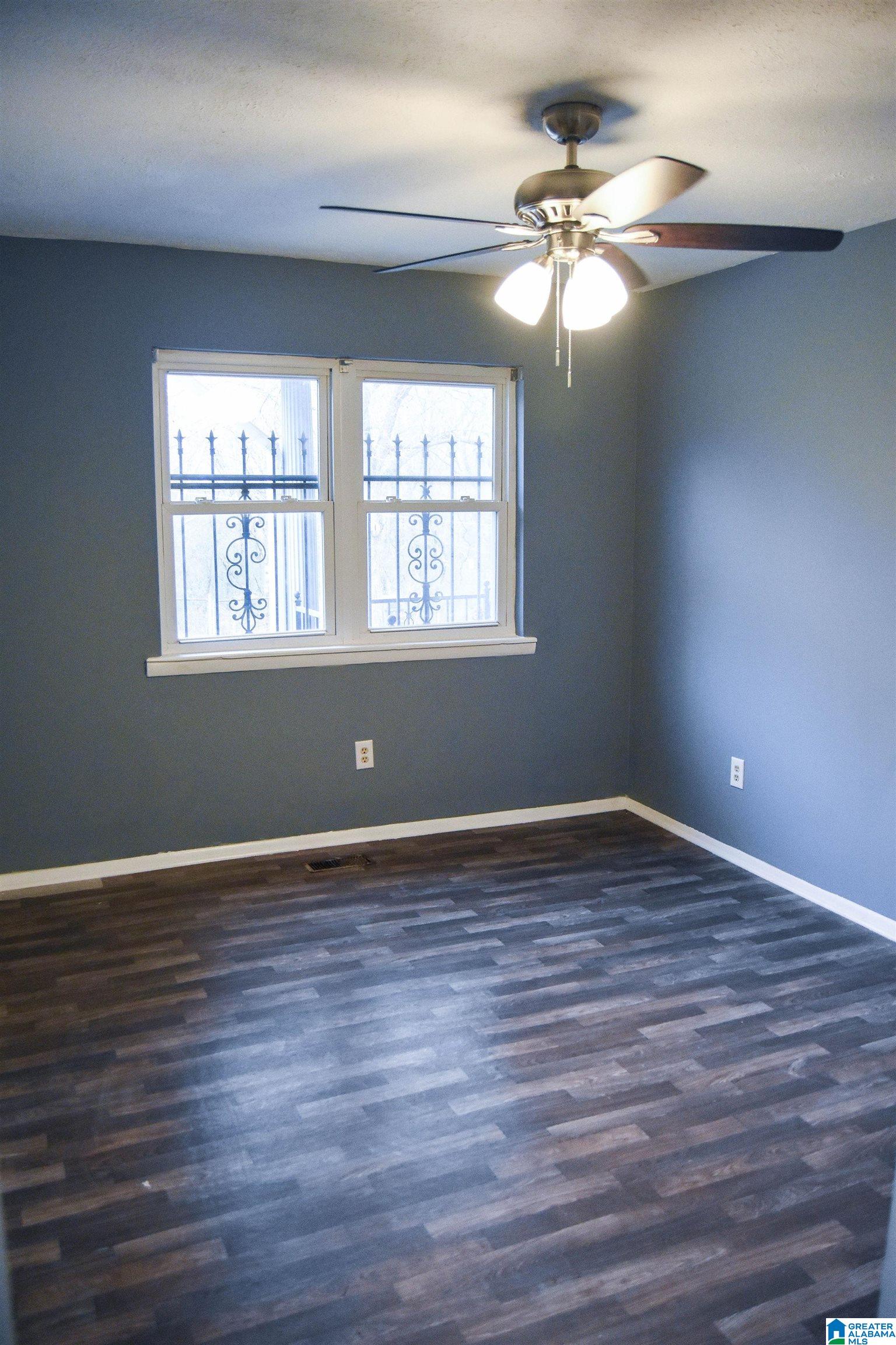 932 Parker Street Anniston, AL 36201 - Photo 17 of 37