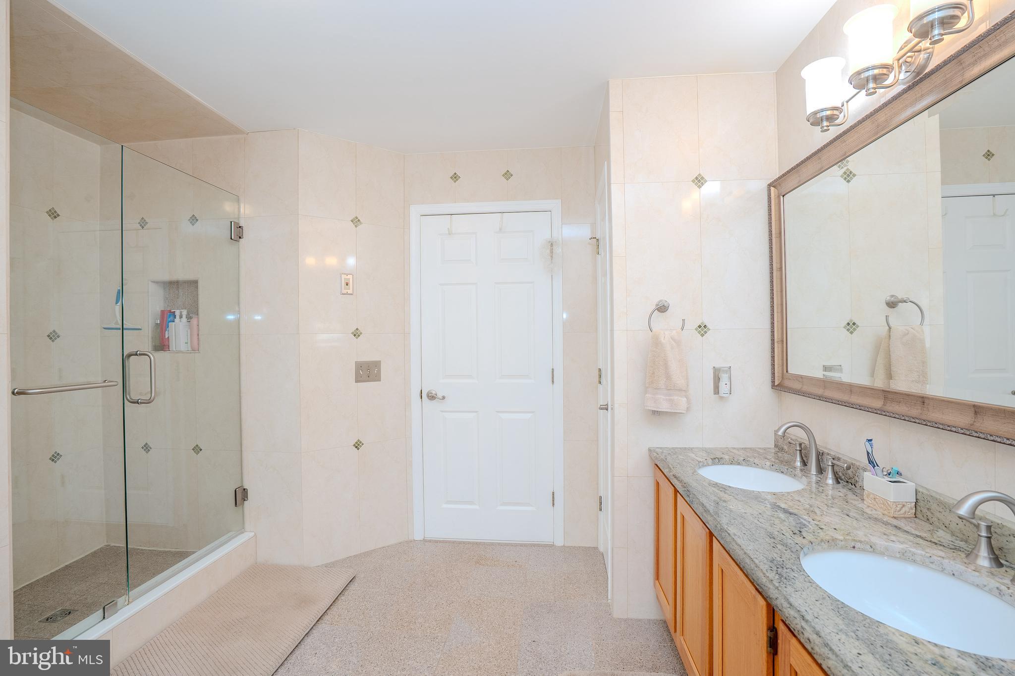 14 Revere Road Monmouth Junction, NJ 08852 - Photo 31 of 40