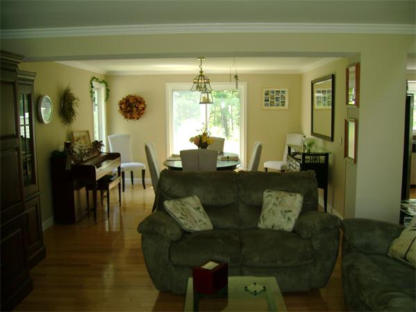 208 County Road Freetown, MA 02717 - Photo 4 of 22