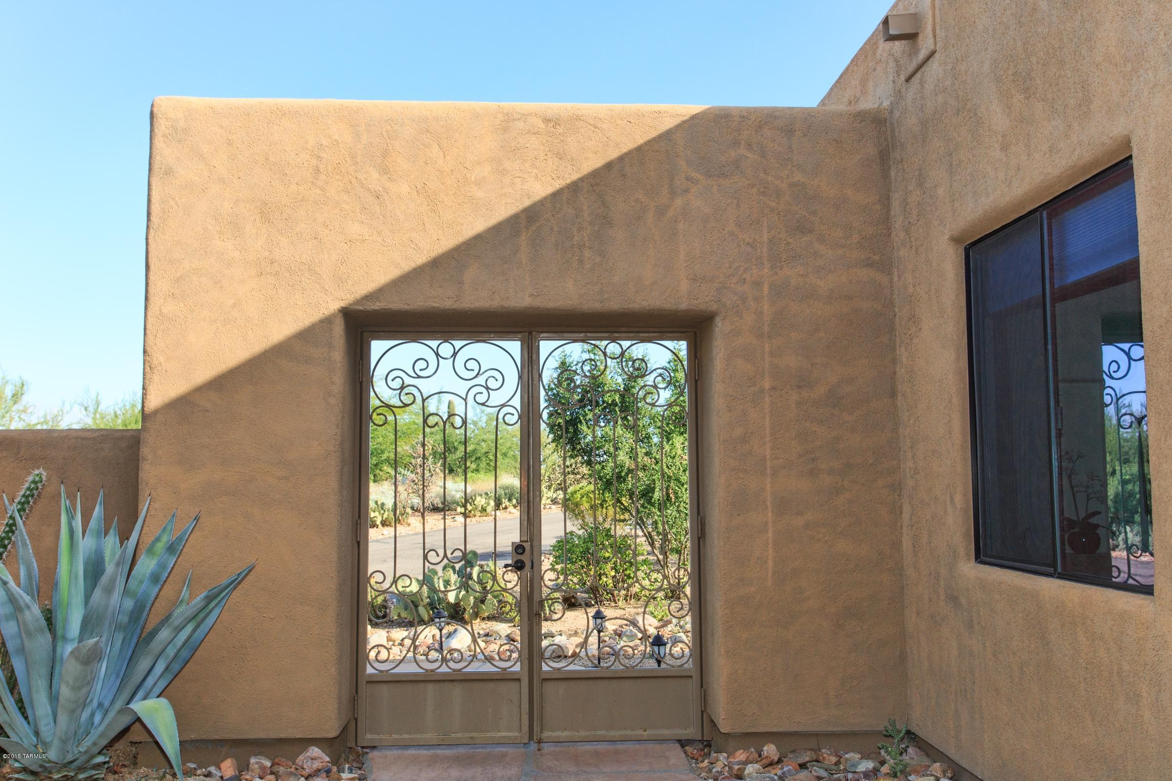 12057 North Solitude Ridge Place Tucson, AZ 85755 - Photo 12 of 45