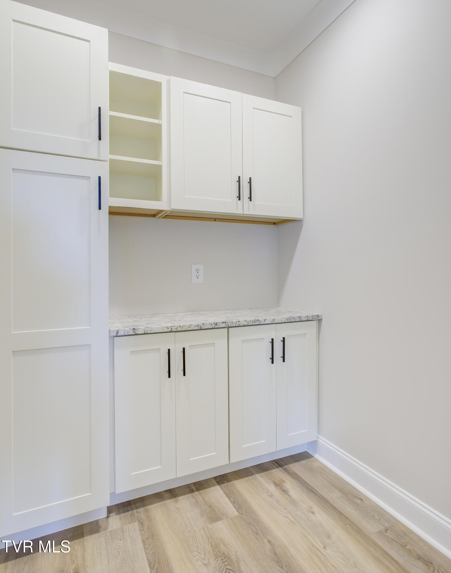 77 Sunset Road Johnson City, TN 37615 - Photo 30 of 40 77 Sunset Rd (11)