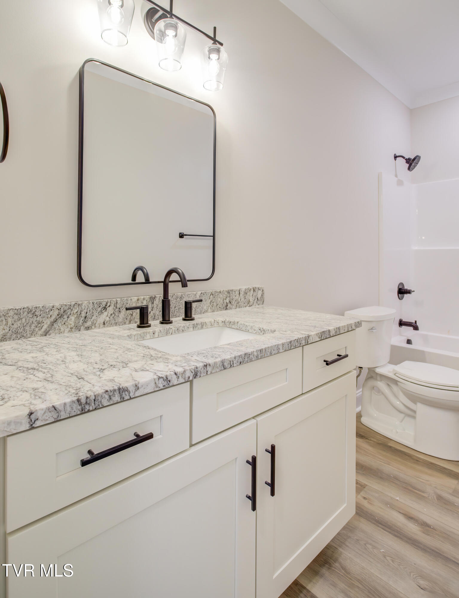 77 Sunset Road Johnson City, TN 37615 - Photo 33 of 40 77 Sunset Rd (12)