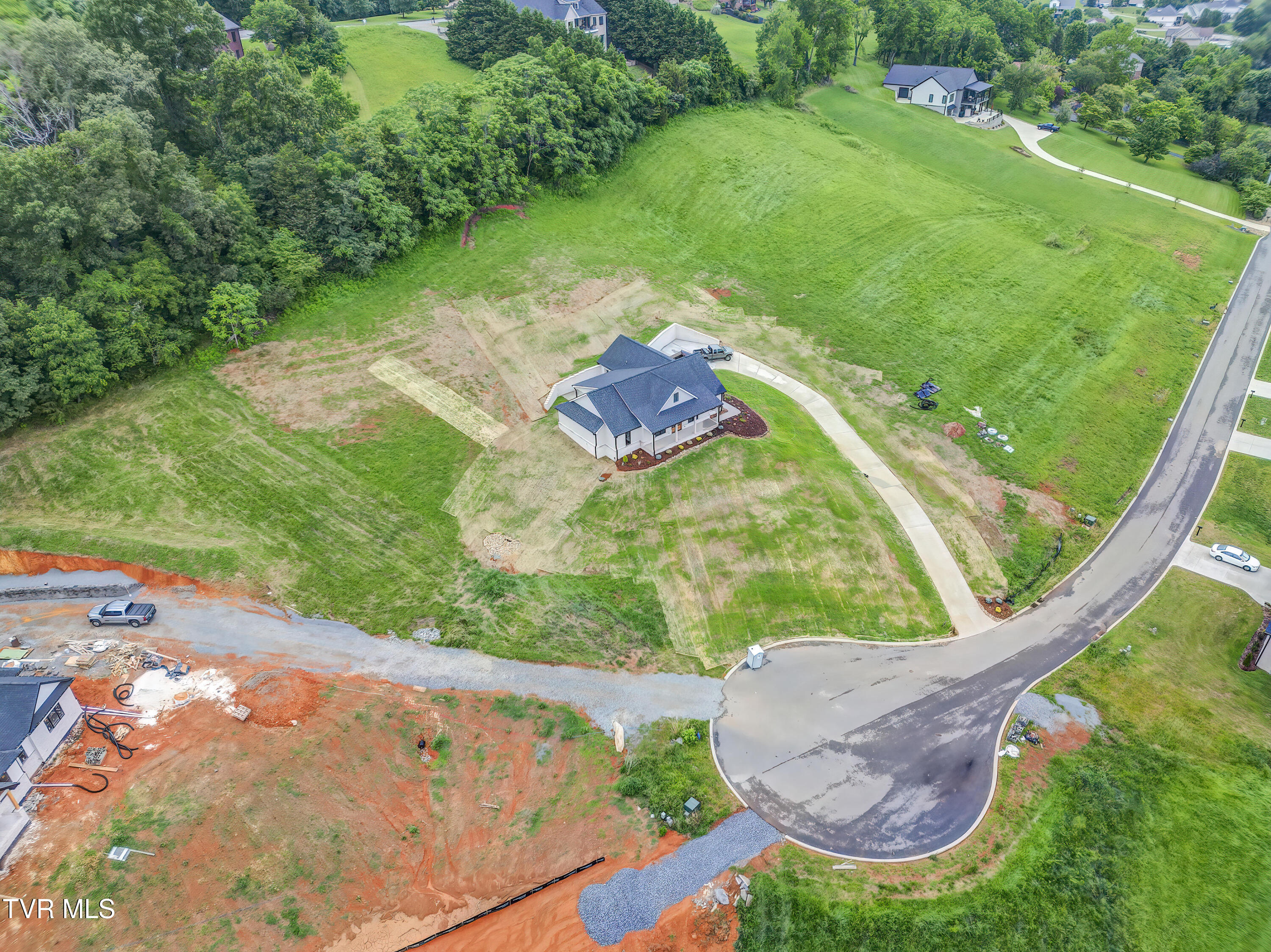 77 Sunset Road Johnson City, TN 37615 - Photo 39 of 40 77 Sunset Rd (6)