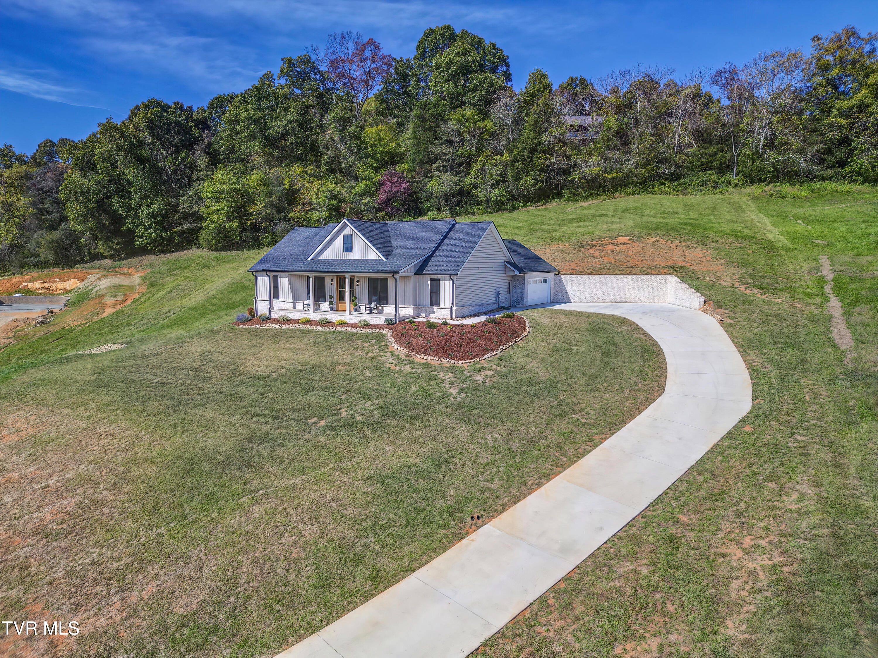 77 Sunset Road Johnson City, TN 37615 - Photo 5 of 40 77 Sunset (15)