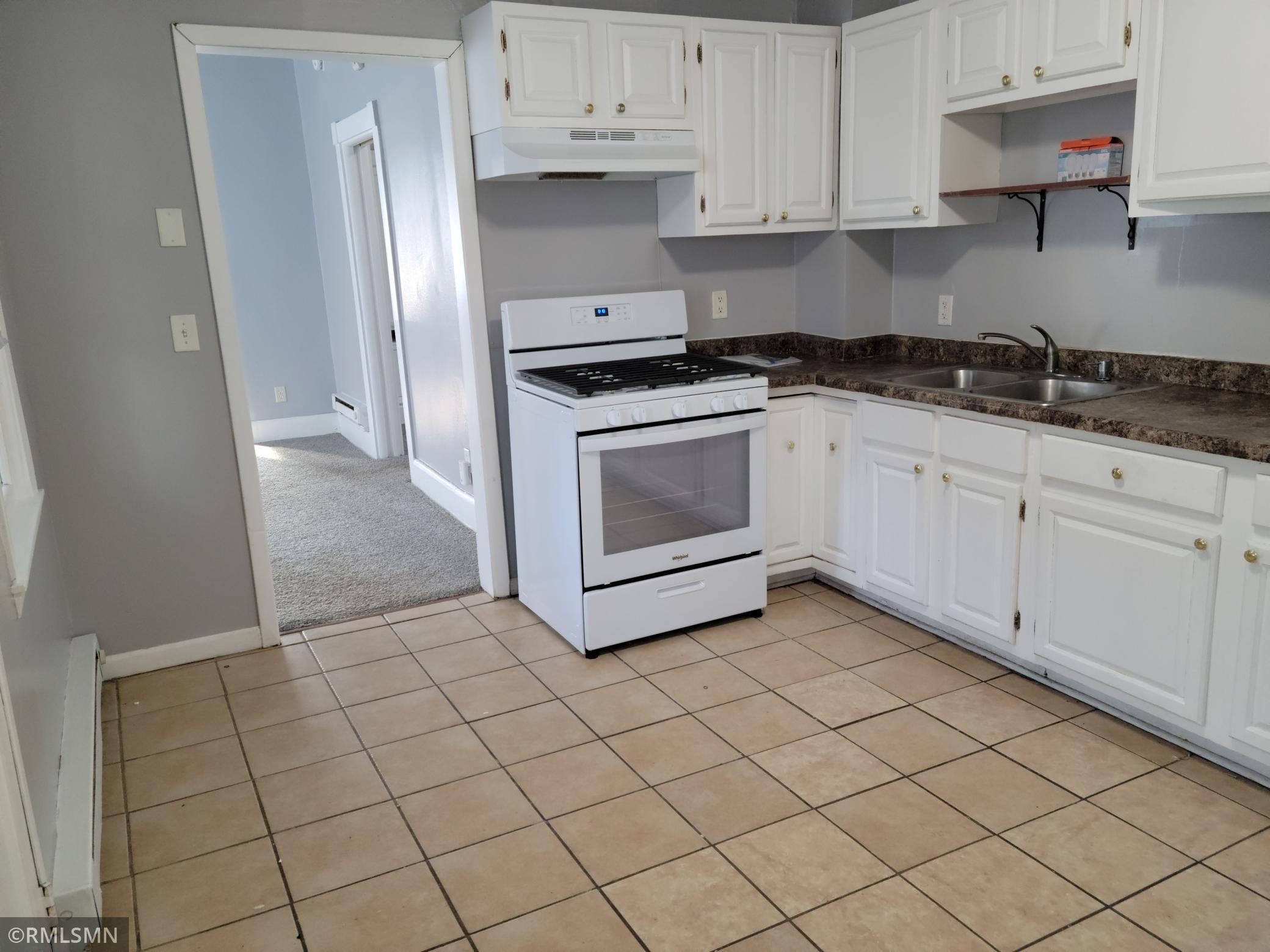 1133 Beech Street, Unit 1 St. Paul, MN 55106 - Photo 3 of 24